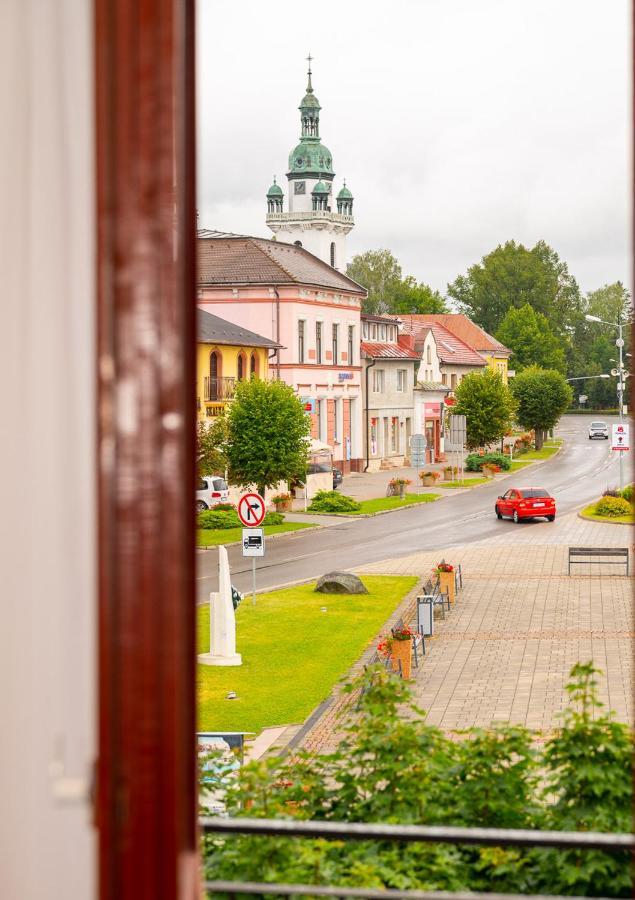 2- posteľová izba s kúpeľňou EMKA v PENZION TRSTENÁ Esterno foto